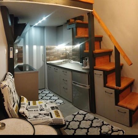 סלוניקי Youth Loft In Ano Poli מראה חיצוני תמונה