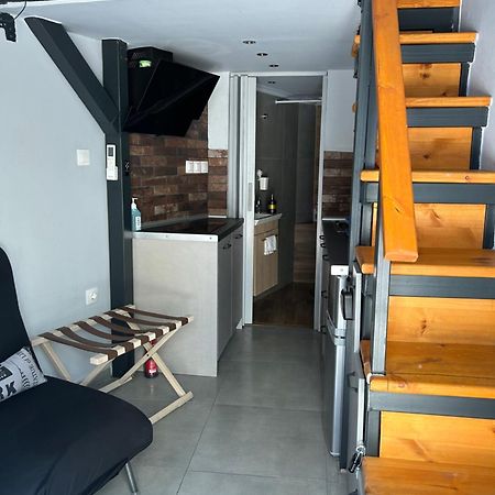 סלוניקי Youth Loft In Ano Poli מראה חיצוני תמונה