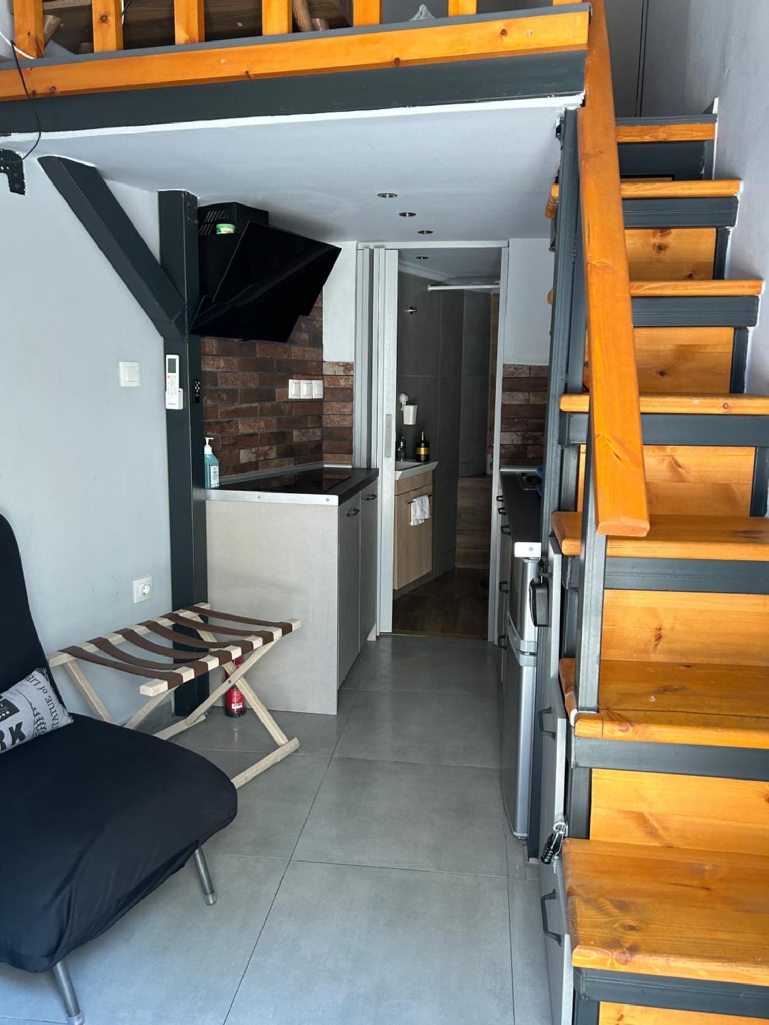 סלוניקי Youth Loft In Ano Poli מראה חיצוני תמונה